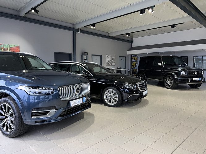 dealer showroom